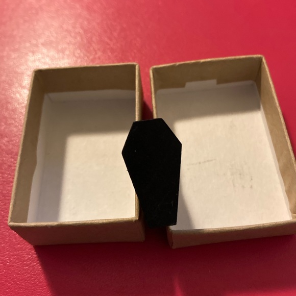 Beetlejuice Coffin Rings - Picture 10 of 10